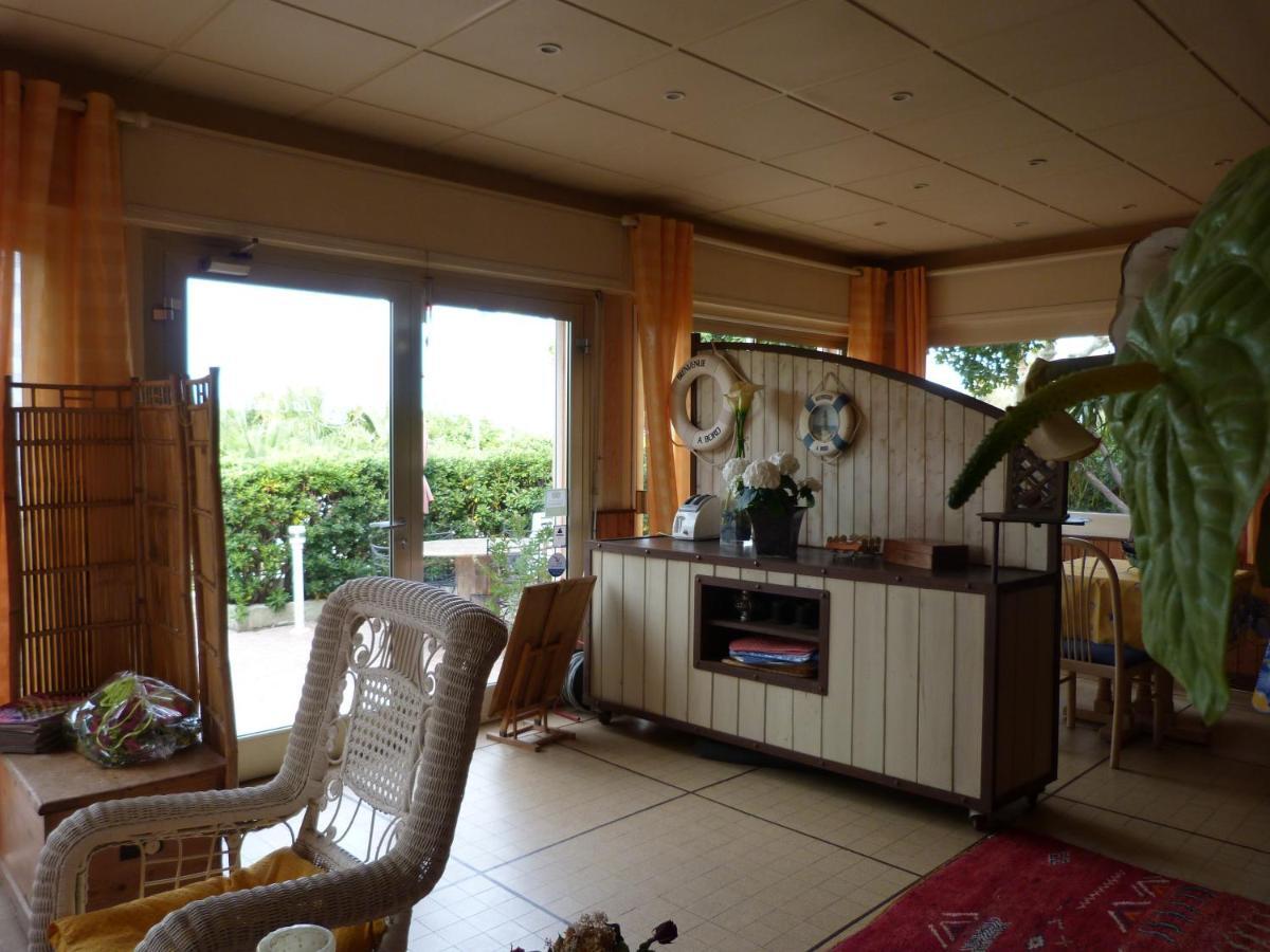 Hotel La Caravelle Fréjus Exteriör bild